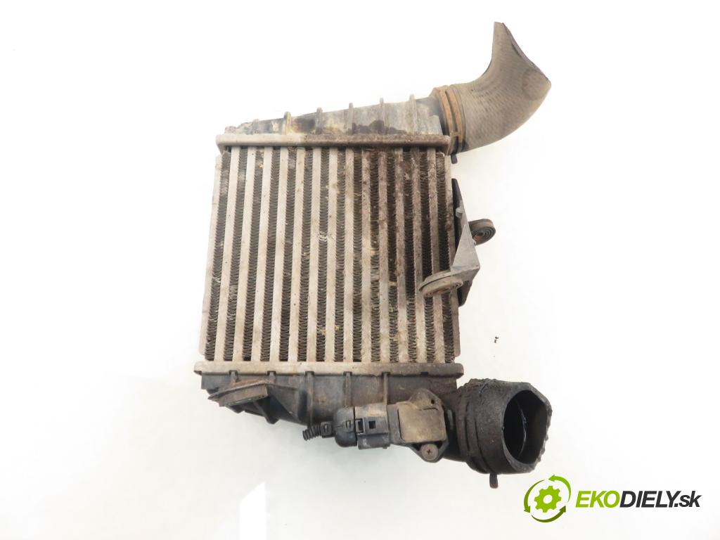 SEAT IBIZA III (6L1) HB 2006 74,00 1.9 TDI - AXR 1896,00 chladič intercooler 6Q0145804A