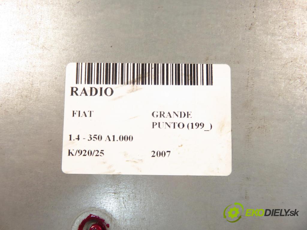 FIAT GRANDE PUNTO (199_) HB 2007 57,00 1.4 - 350 A1.000 1368,00 RADIO CD 735446970 ; 9184538751