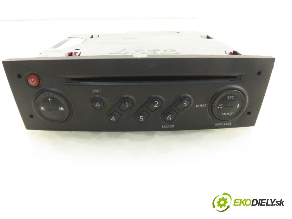 RENAULT SCENIC II (JM0/1_) MINIVAN 2007 0,00 1.9 dCi (JM14) - F9Q 804 1870,00 RADIO 8200607918B ; 8200607918T