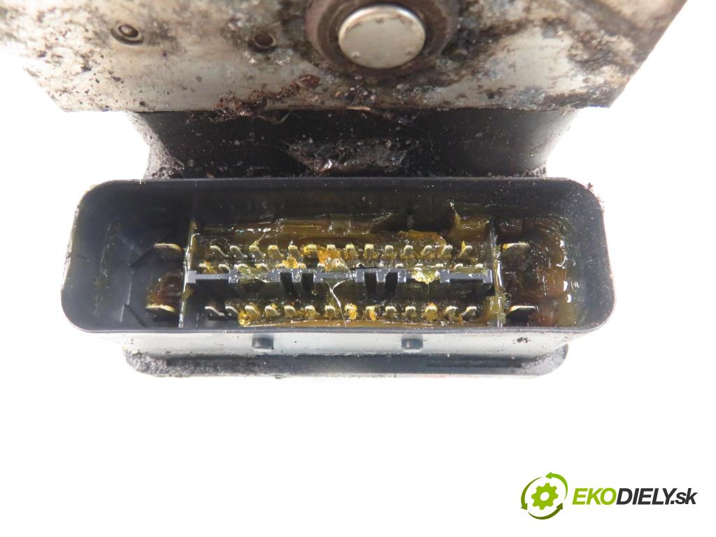 CITROEN C2 (JM_) HB 2004 50,00 1.4 - KFV (TU3JP) 1360,00 Pumpa ABS 10096011313 ; 9649029080 (Pumpa ABS)
