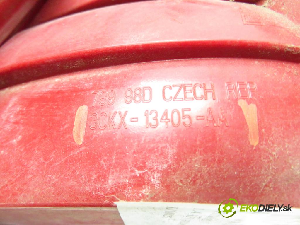 CITROEN C2 (JM_) HB 2004 50,00 1.4 - KFV (TU3JP) 1360,00 Svetlo ľavé zadné 3CKX13405AA