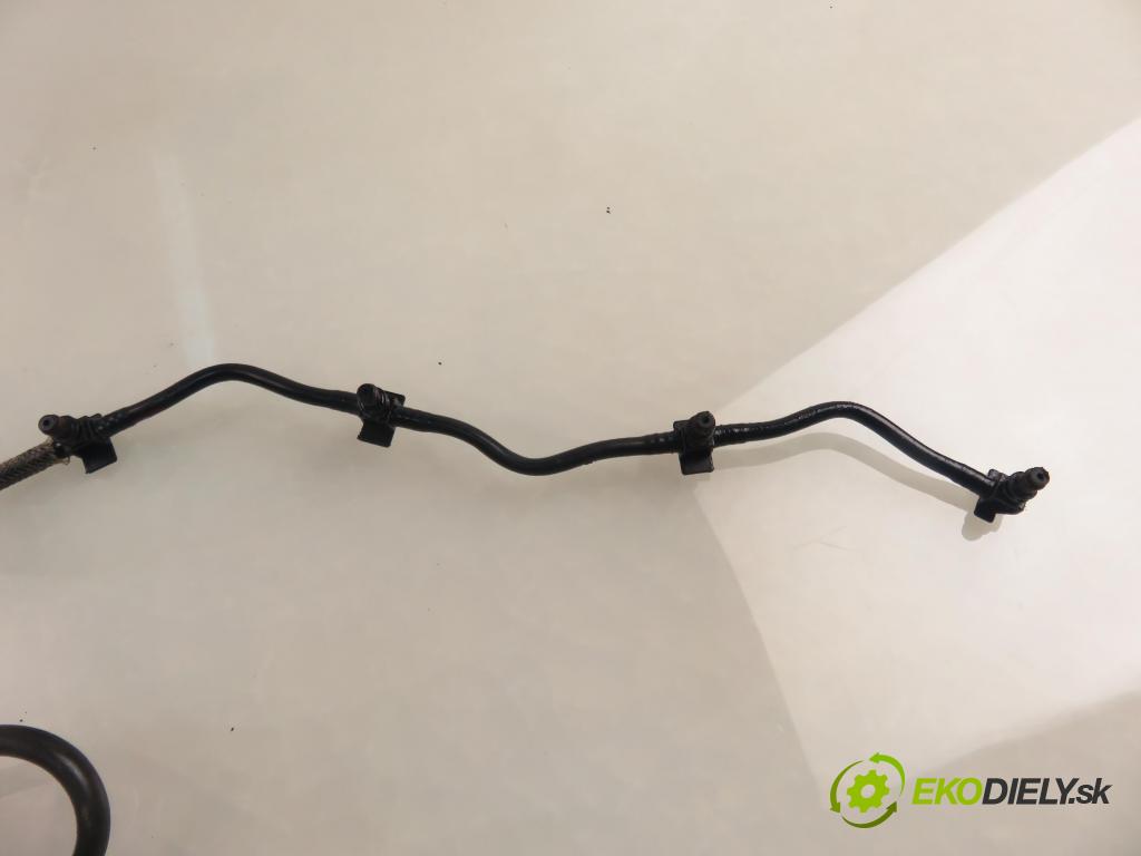 FORD TRANSIT Furgon (FA_ _) FURGON 2006 63,00 2.2 TDCi - P8FA 2198,00 rúrka VSTREKOVAČE: