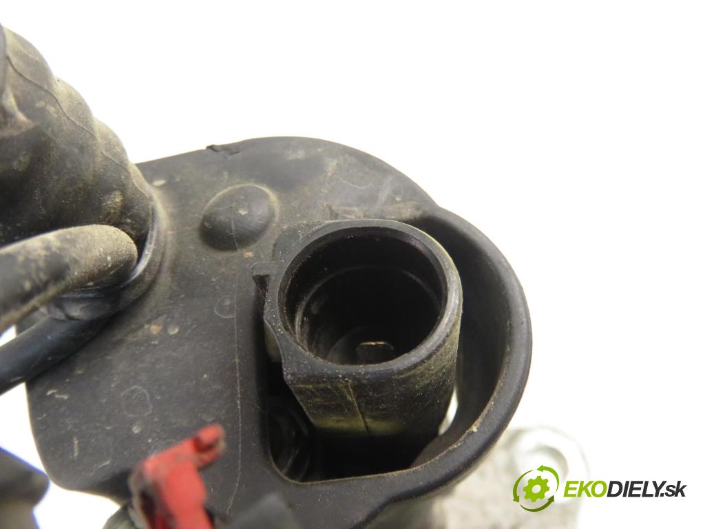 VW GOLF V (1K1) HB 2004 85,00 1.6 FSI - BAG 1598,00 Štartér 02T911023R ; 0001120406 (Štartér)