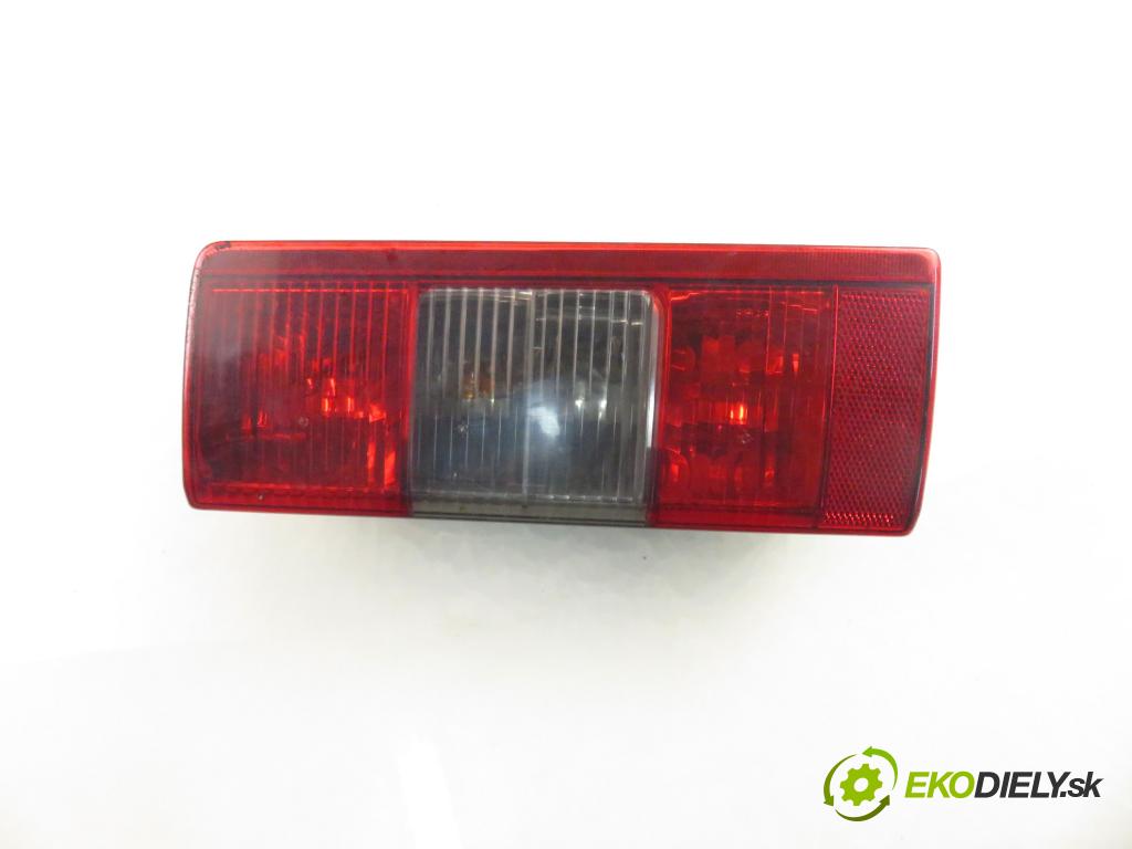 OPEL COMBO C FURGON 2007 55,00 1.3 CDTI 16V - Z 13 DTJ 1248,00 Svetlo pravé zadné