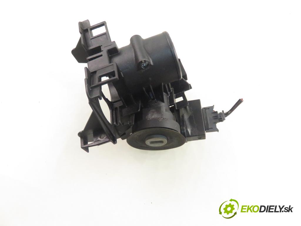 OPEL COMBO C FURGON 2007 55,00 1.3 CDTI 16V - Z 13 DTJ 1248,00 spinačka 90589313 (Spínacia skrinka)