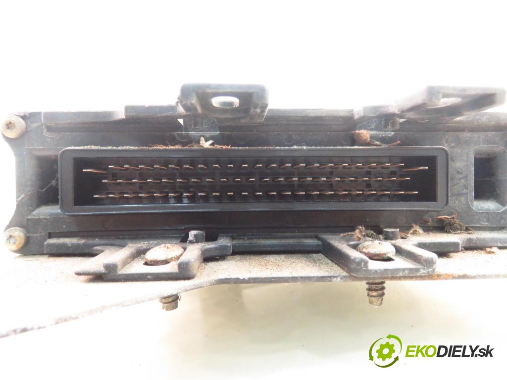VW GOLF IV (1J1) HB 2000 74,00 1.6 - APF 1595,00 Riadiaca jednotka prevodovky 01M927733GN