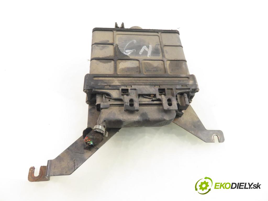 VW GOLF IV (1J1) HB 2000 74,00 1.6 - APF 1595,00 Riadiaca jednotka prevodovky 01M927733GN
