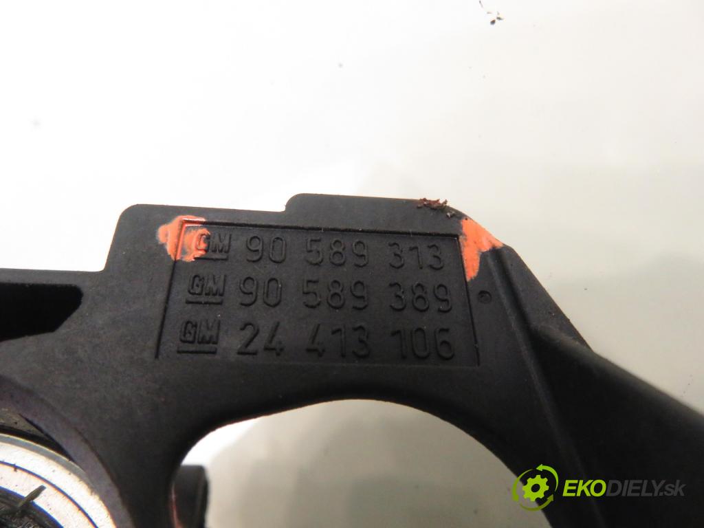 OPEL ASTRA G Kombi (T98) KOMBI 2004 55,00 1.7 DTI 16V - Y 17 DT 1686,00 spinačka 90589313 ; 5WK4763 ; 24445098 (Spínacia skrinka)