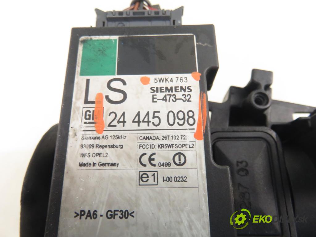 OPEL ASTRA G Kombi (T98) KOMBI 2004 55,00 1.7 DTI 16V - Y 17 DT 1686,00 spinačka 90589313 ; 5WK4763 ; 24445098 (Spínacia skrinka)