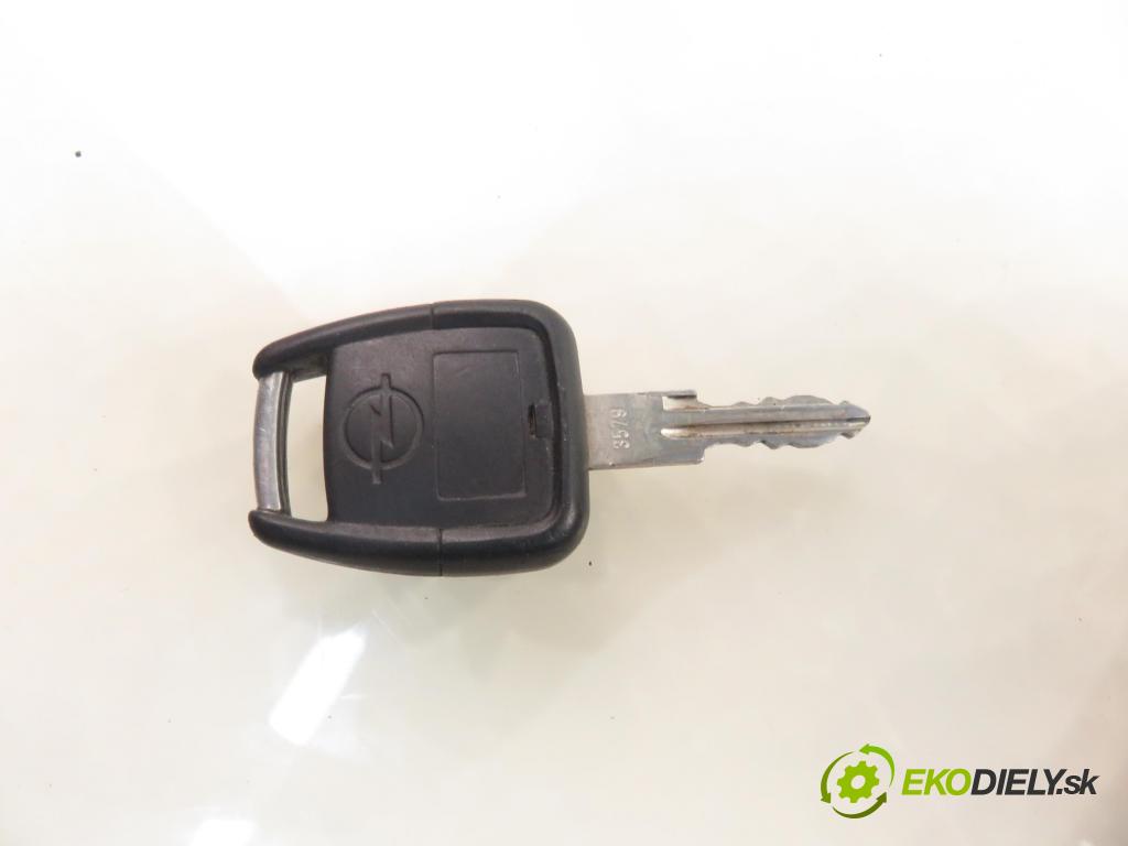 OPEL ASTRA G Kombi (T98) KOMBI 2004 55,00 1.7 DTI 16V - Y 17 DT 1686,00 spinačka 90589313 ; 5WK4763 ; 24445098 (Spínacia skrinka)