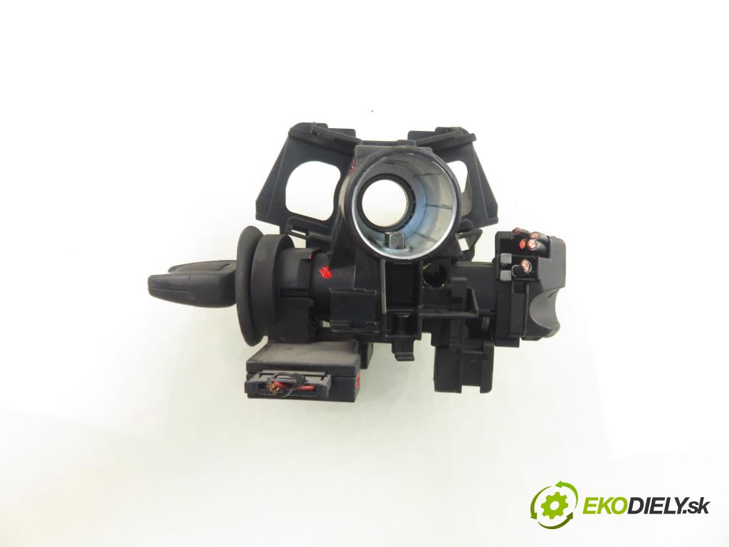 OPEL ASTRA G Kombi (T98) KOMBI 2004 55,00 1.7 DTI 16V - Y 17 DT 1686,00 spinačka 90589313 ; 5WK4763 ; 24445098 (Spínacia skrinka)