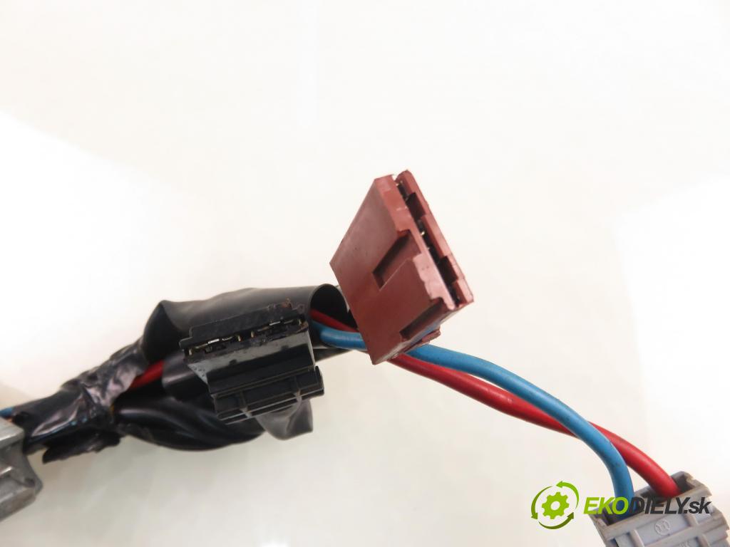 CITROEN SAXO (S0, S1) HB 2001 55,00 1.4 VTS - KFW (TU3JP) 1360,00 spinačka  (Spínacia skrinka)