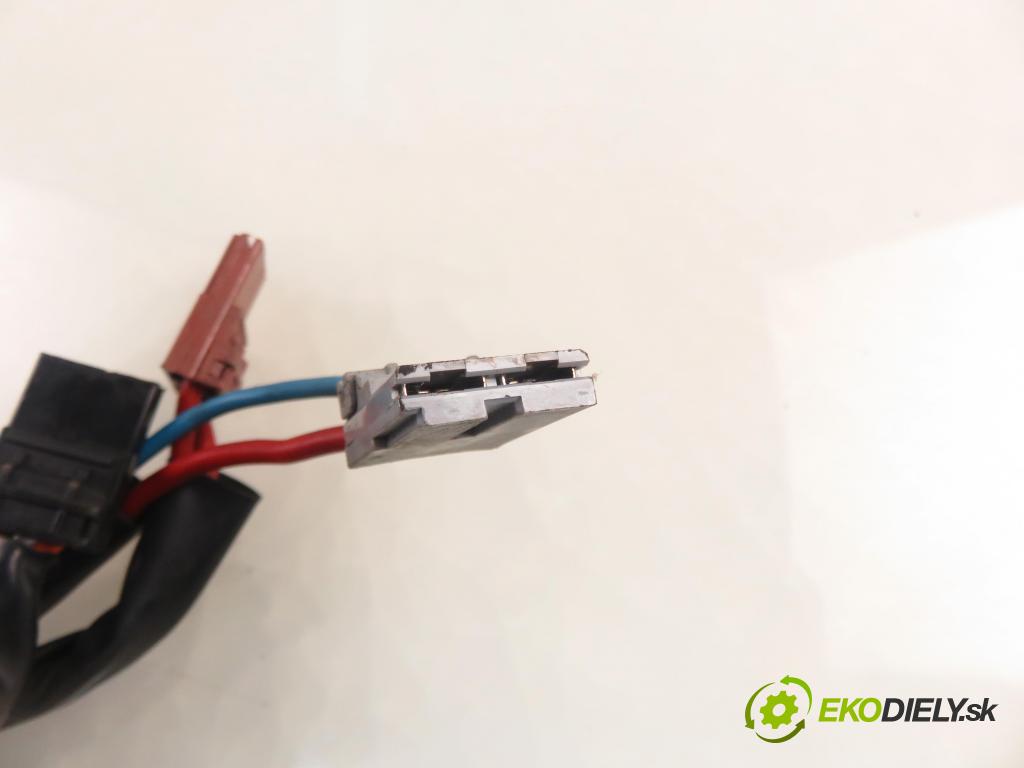 CITROEN SAXO (S0, S1) HB 2001 55,00 1.4 VTS - KFW (TU3JP) 1360,00 spinačka  (Spínacia skrinka)