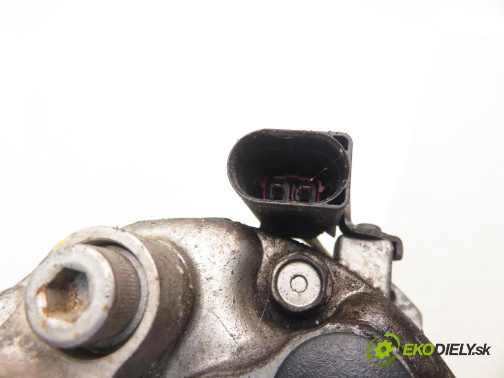 SEAT LEON (1M1) HB 2001 66,00 1.9 TDI 90 - ALH 1896,00 KOMPRESOR: klimatizácie 1J0820803K (Kompresor klimatizácie)