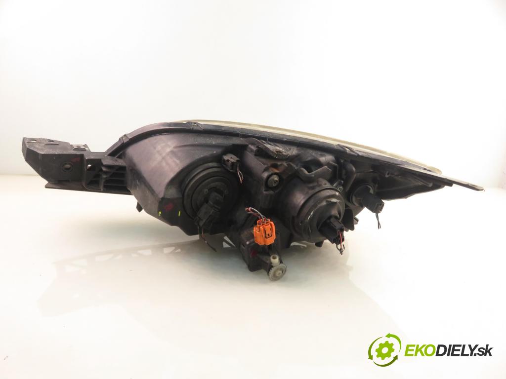 MAZDA 3 (BK) HB 2007 66,00 1.6 MZ-CD - Y406 1560,00 Svetlo PP P2951
