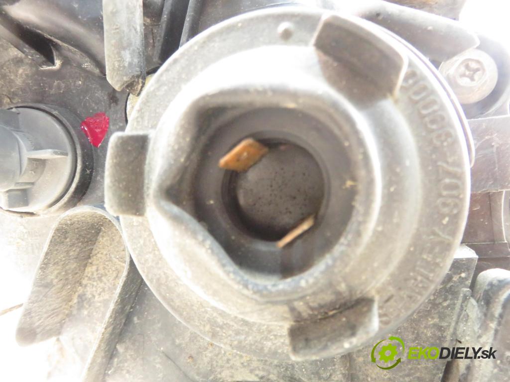 MAZDA 3 (BK) HB 2007 66,00 1.6 MZ-CD - Y406 1560,00 Svetlo LP P2951