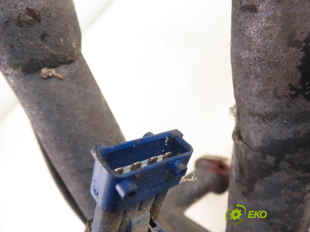 CITROEN SAXO (S0, S1) HB 2001 55,00 1.4 VTS - KFW (TU3JP) 1360,00 potrubí VYČERPAT:  (Výfukové potrubí)