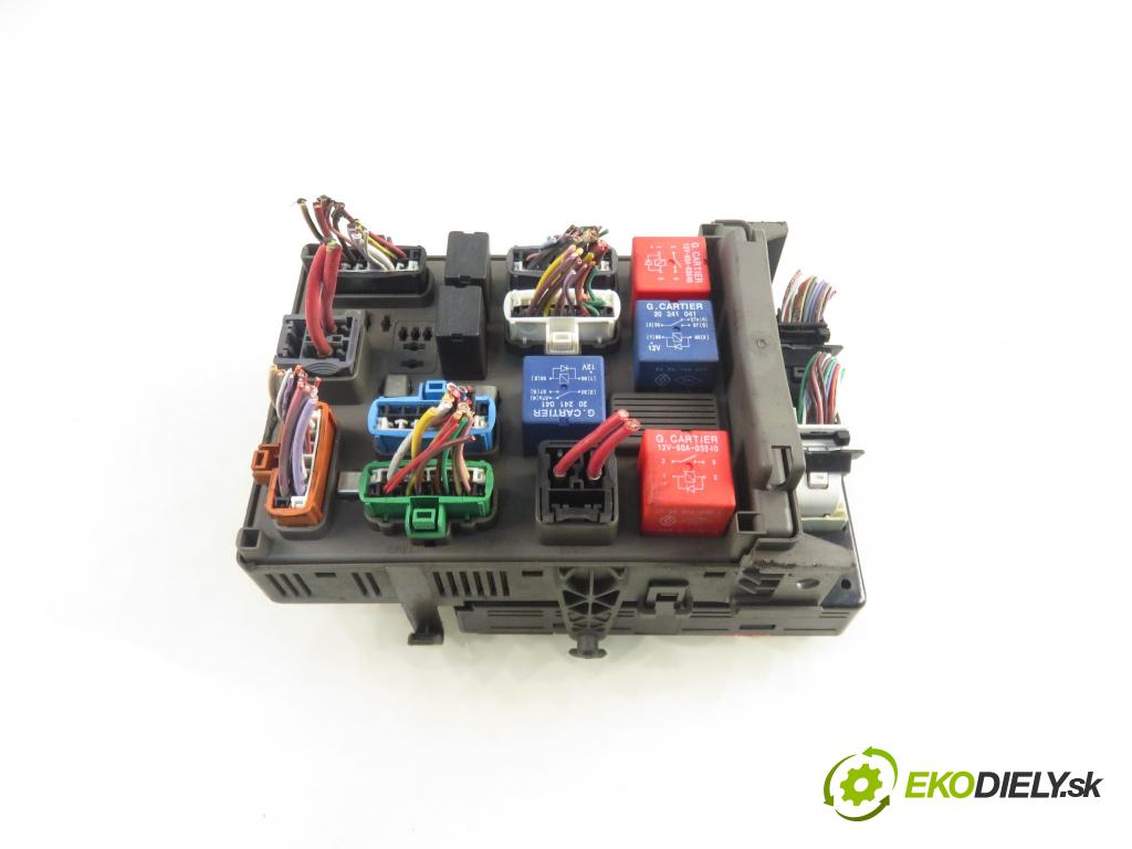 RENAULT LAGUNA II (BG0/1_) LIFTBACK 2002 88,00 1.9 dCi 120 - F9Q 750 1870,00 MODUL BSI 8200190284 ; 8200148810 ; 8200004201E
