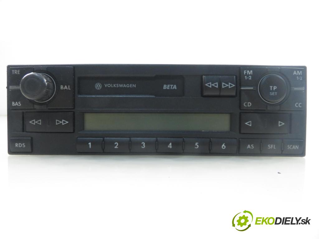 VW BORA (1J2) SEDAN 2001 77,00 1.6 16V - AUS 1598,00 RADIO Modul 1J0035152E