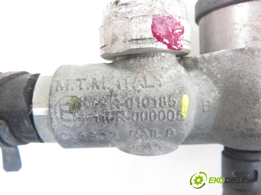 SUBARU FORESTER (SF_) CROSSOVER 1998 90,00 2.0 SOHC AWD 122 - EJ202 1994,00 Lišta vstrekovacia LPG 09SQ99020021 ; 67R010105