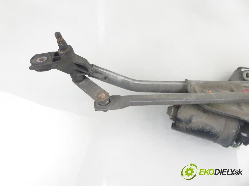 AUDI A4 Avant (8D5, B5) KOMBI 2000 92,00 1.8 - ARG 1781,00 MECHANISMUS/ motorek stěračů 8D1955603A ; 3397033145