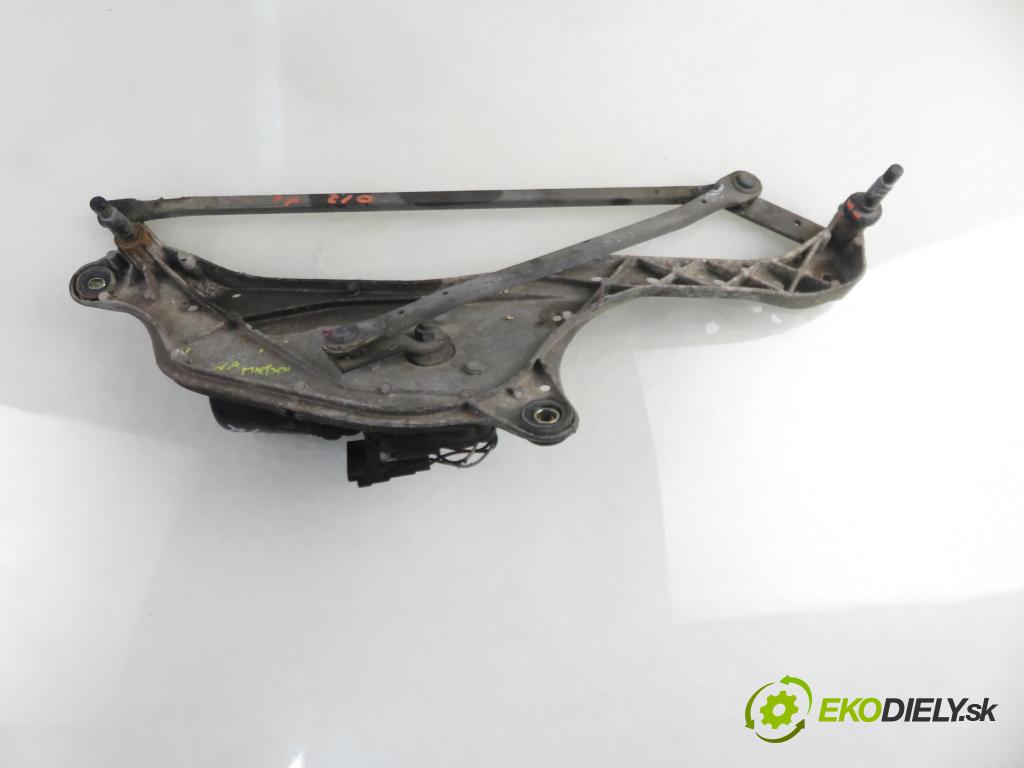RENAULT LAGUNA II (BG0/1_) LIFTBACK 2002 88,00 1.9 dCi 120 - F9Q 750 1870,00 Motorček stieračov 8200000525