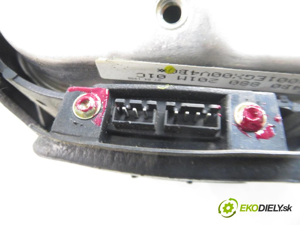 AUDI A4 Avant (8D5, B5) KOMBI 2000 92,00 1.8 - ARG 1781,00 AirBag air BAG volantu 4B0880201M