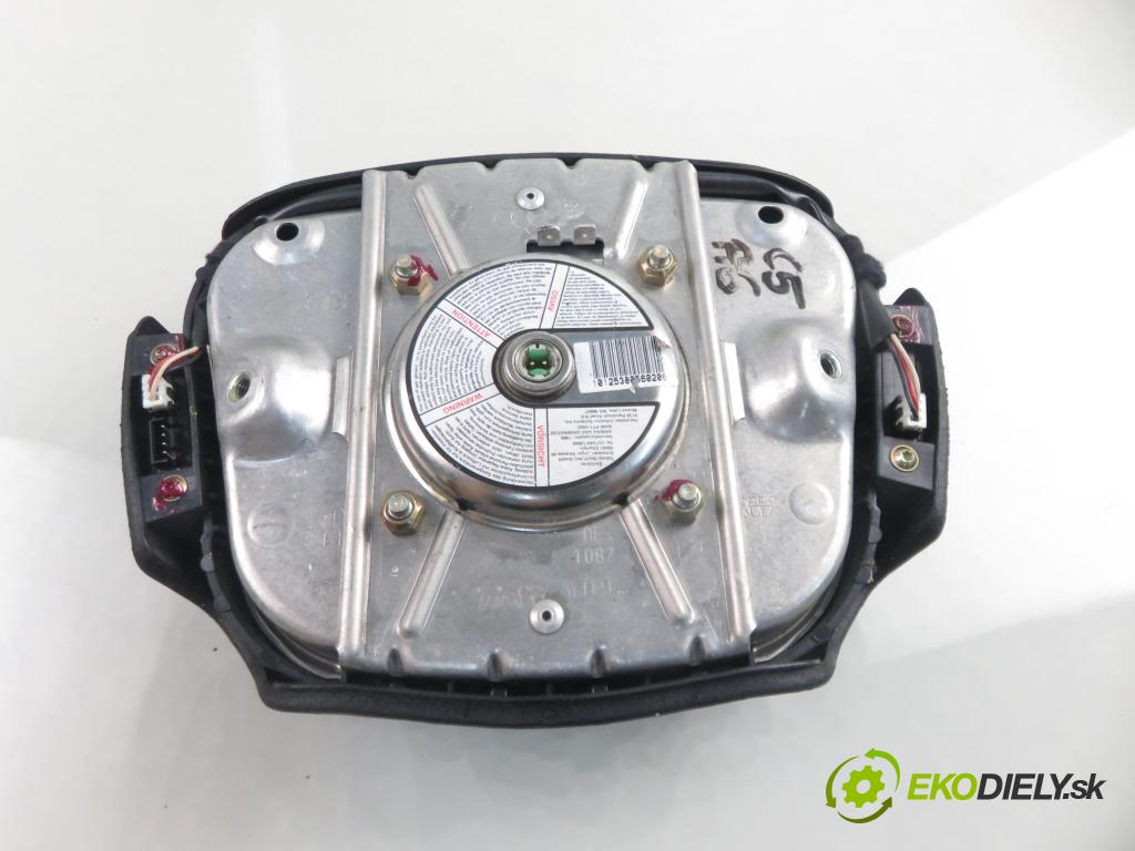 AUDI A4 Avant (8D5, B5) KOMBI 2000 92,00 1.8 - ARG 1781,00 AirBag air BAG volantu 4B0880201M