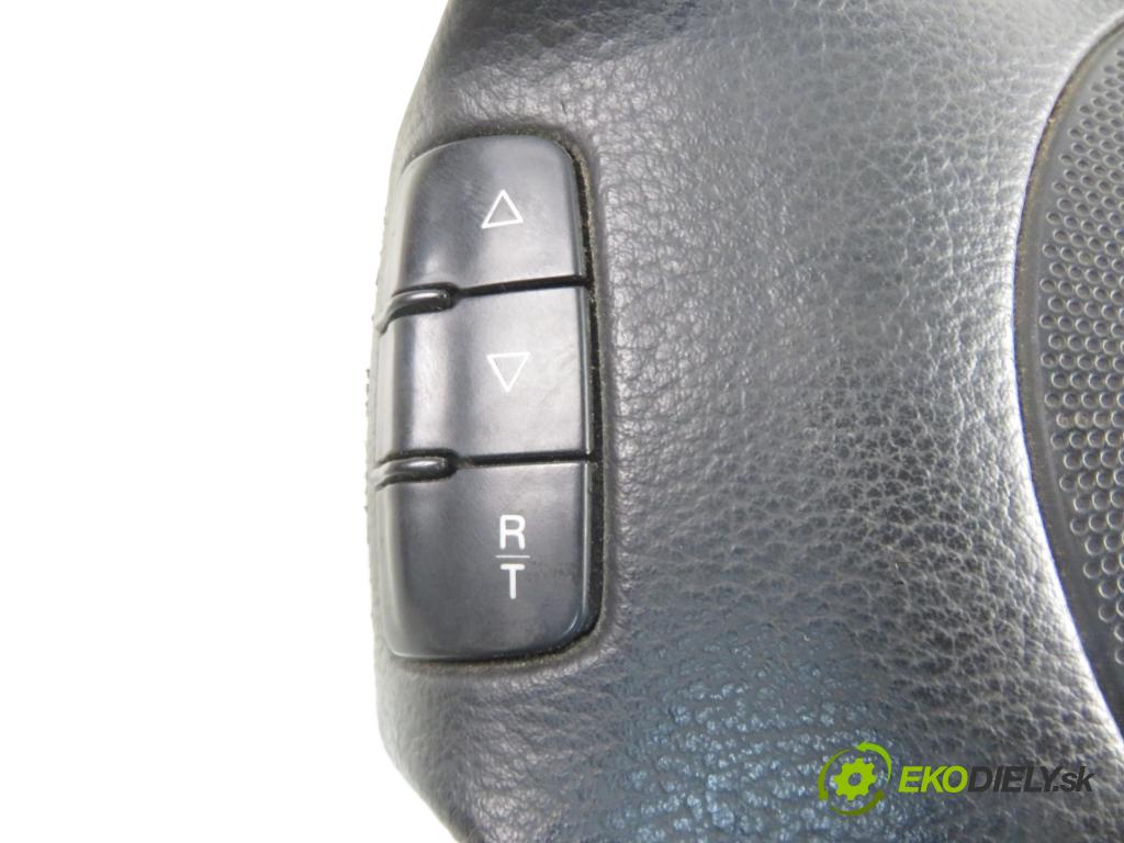 AUDI A4 Avant (8D5, B5) KOMBI 2000 92,00 1.8 - ARG 1781,00 AirBag air BAG volantu 4B0880201M