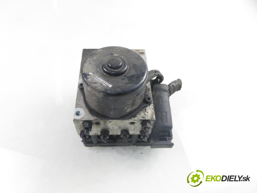 VW GOLF IV (1J1) HB 2000 85,00 1.9 TDI - AJM 1896,00 pumpa ABS 1J0907379AF ; 10094903673 (Pumpa ABS)