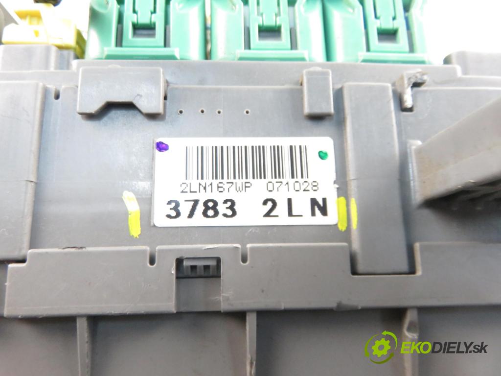 HONDA CIVIC VIII (FN, FK) HB 2008 61,00 1.4 (FK1) - L13A7 1339,00 MODUL BSI 37832LN