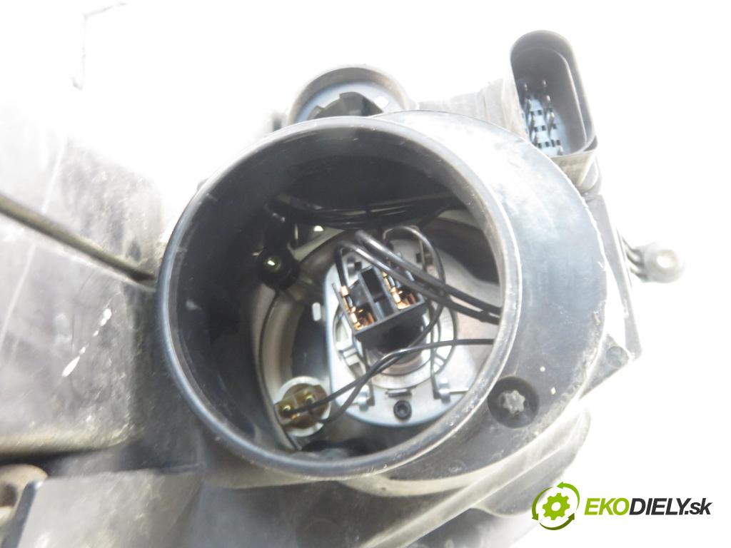 VW GOLF V (1K1) HB 2004 85,00 1.6 FSI - BAG 1598,00 Svetlo PP 1K6941006D ; 4VFX13005AD