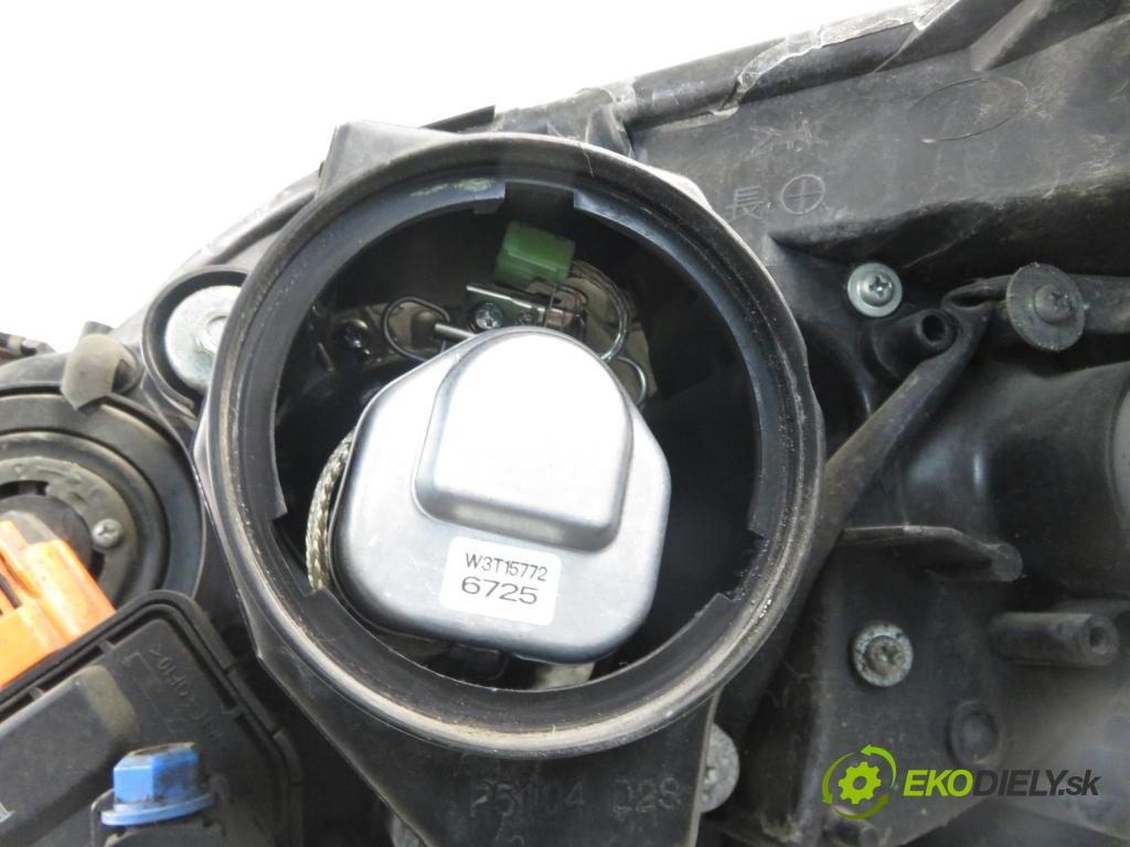 MAZDA 5 (CR19) VAN 2006 105,00 2.0 MZR-CD 143 - RF7J 1998,00 Svetlo PP P5117R