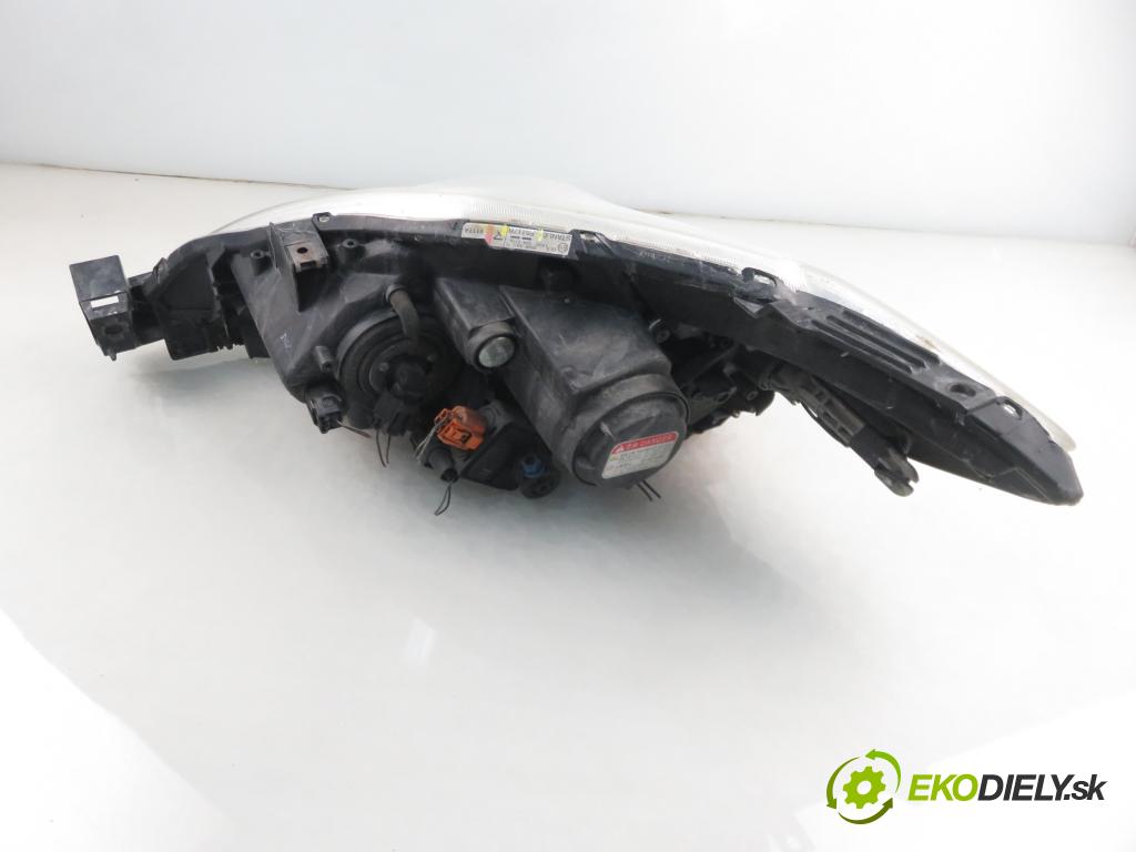 MAZDA 5 (CR19) VAN 2006 105,00 2.0 MZR-CD 143 - RF7J 1998,00 Svetlo PP P5117R