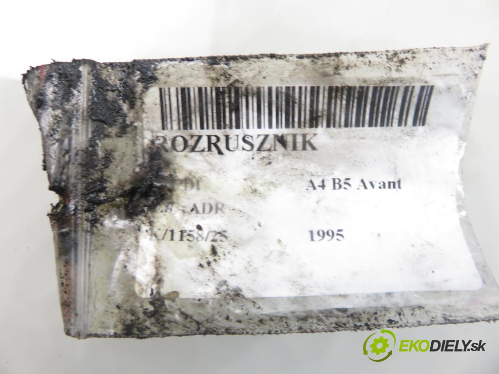 AUDI A4 Avant (8D5, B5) KOMBI 1995 92,00 1.8 - ADR 1781,00 startér  (Startér)