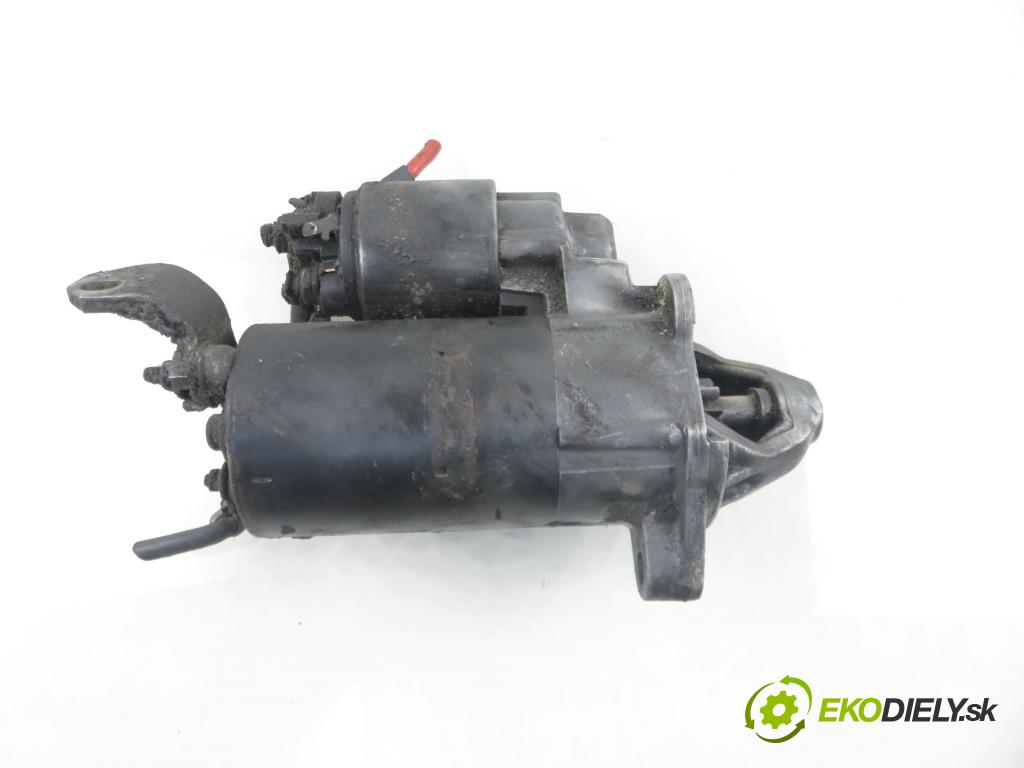 AUDI A4 Avant (8D5, B5) KOMBI 1995 92,00 1.8 - ADR 1781,00 startér  (Startér)