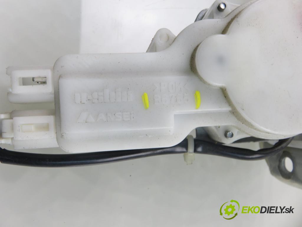 SUZUKI SX4 (EY, GY) CROSSOVER 2007 88,00 1.9 DDiS 4x4 (RW 419D) - D19AA 1910,00 zámok dveří kufr EL. B6765