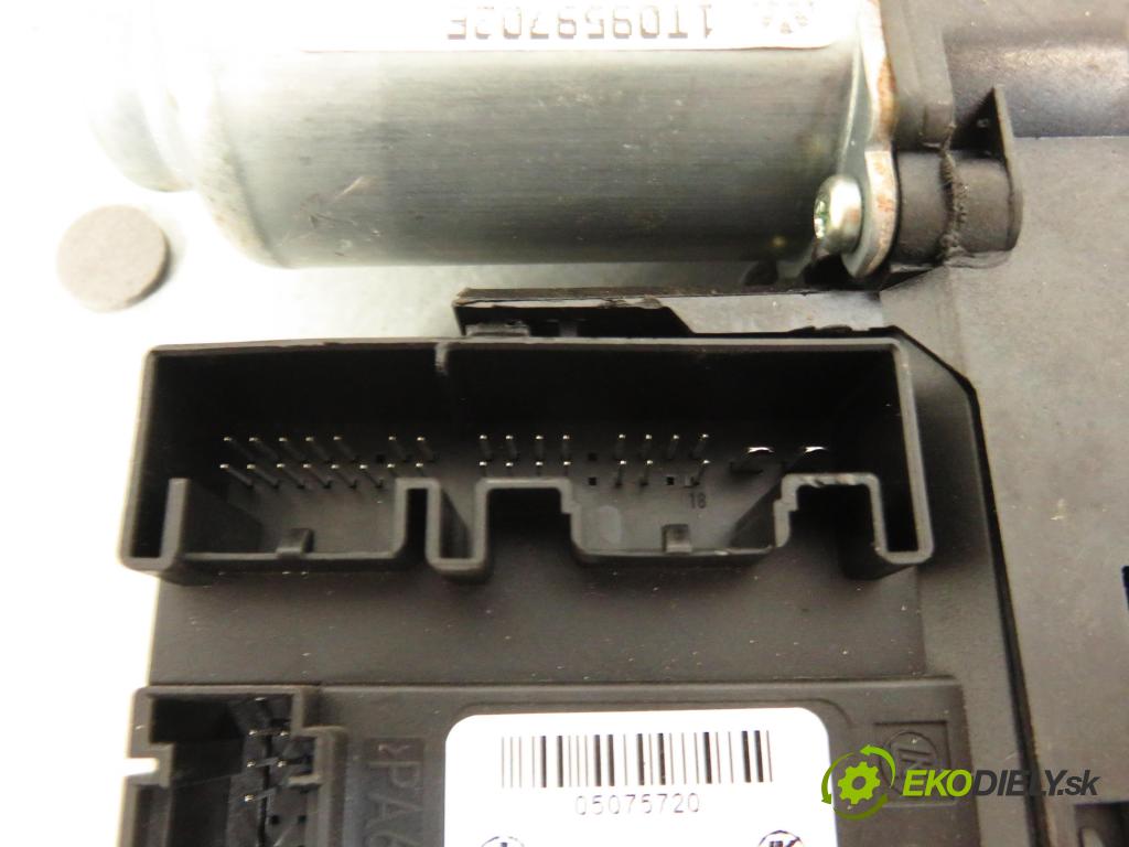 VW TOURAN (1T1, 1T2) MINIVAN 2007 125,00 2.0 TDI - BMN 1968,00 mechanismus oken PPE 1T1837730AK ; 1K0959792K