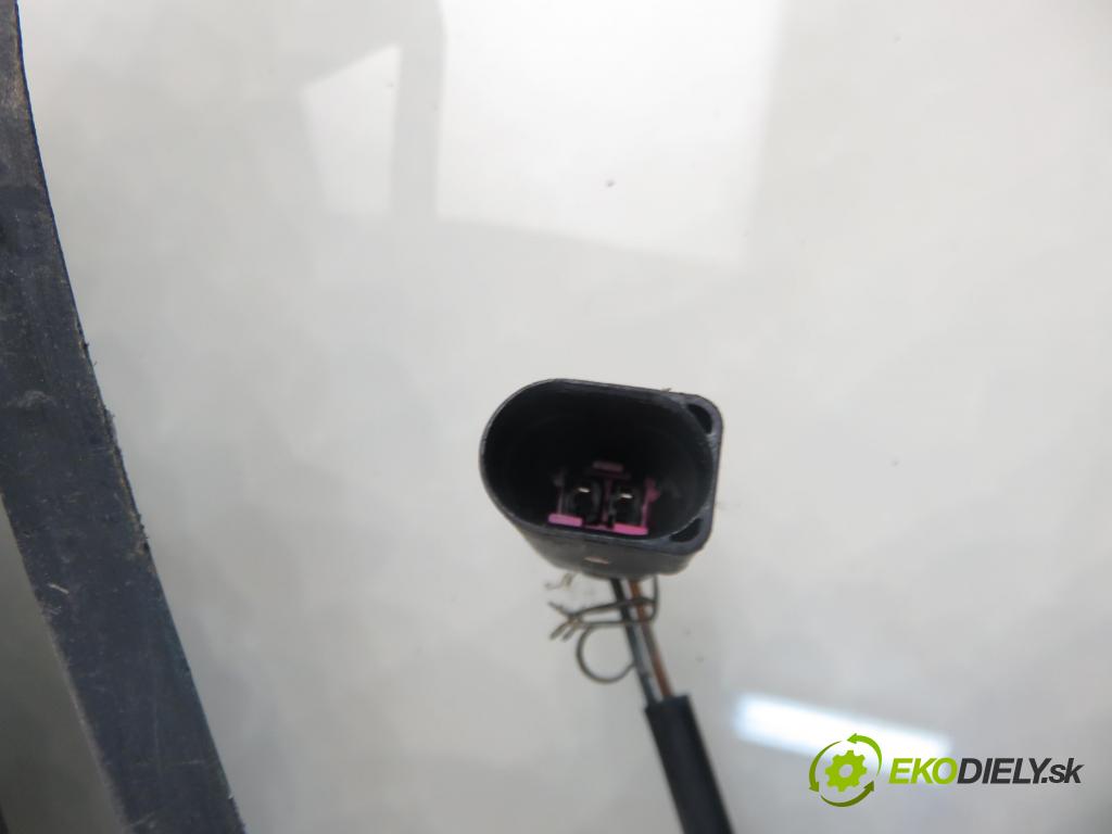 SKODA OCTAVIA I Combi (1U5) KOMBI 2004 74,00 1.9 TDI 4x4 - ATD 1896,00 Torpédo, plast pod čelné okno 1U0819404C (Torpédo (plast pod čelným sklom))