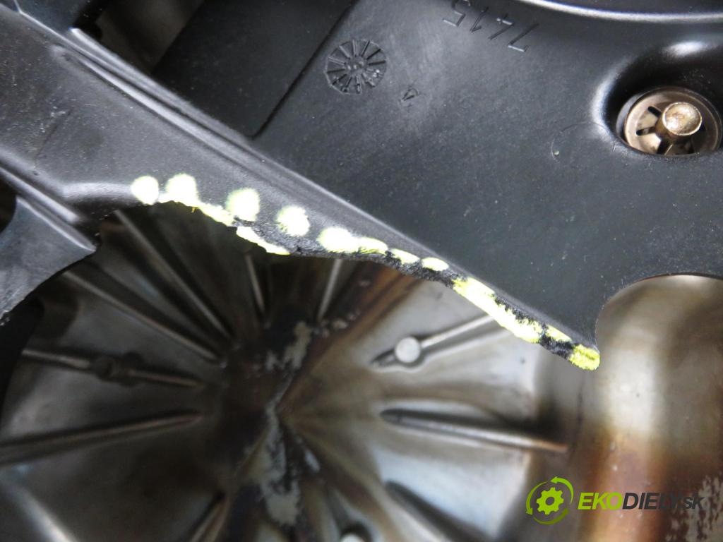 RENAULT SCENIC II (JM0/1_) MINIVAN 2005 83,00 1.6 (JM0C, JM0J, JM1B) - K4M 782 1598,00 Vaňa olejová 8200273261 (Olejová vaňa)