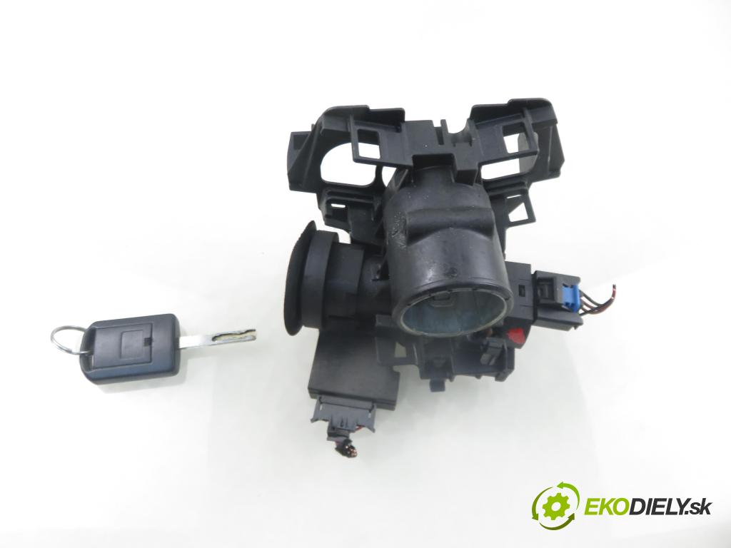 OPEL CORSA C (X01) HB 2006 44,00 1 - Z 10 XEP 998,00 spinačka 13144390 ; 5WK47631 (Spínacia skrinka)