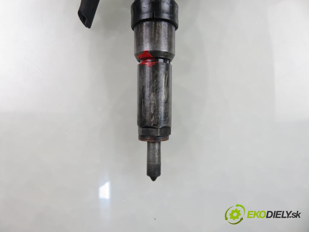 MAZDA 2 (DY) HB 2004 50,00 1.4 CD - F6JA 1399,00 vstrekovač 9652763280 (Vstrekovač paliva)