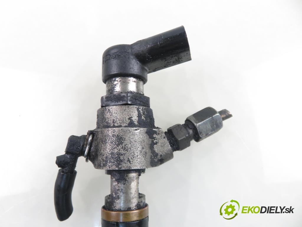 MAZDA 2 (DY) HB 2004 50,00 1.4 CD - F6JA 1399,00 vstrekovač 9652763280 (Vstrekovač paliva)