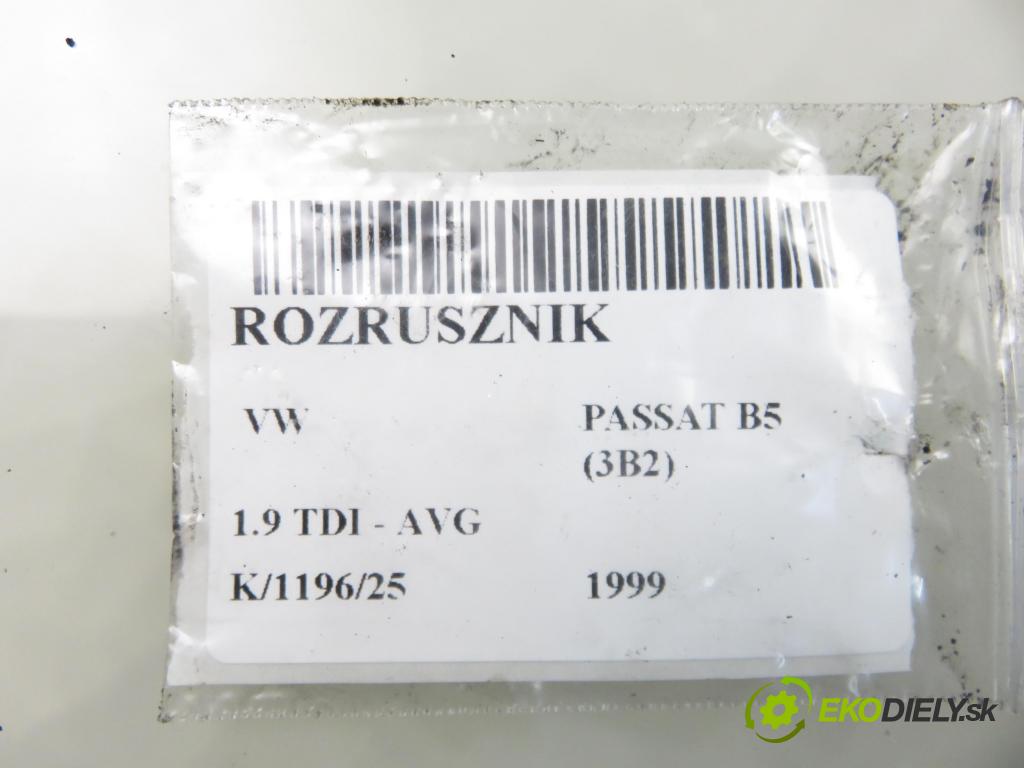 VW PASSAT B5 (3B2) SEDAN 1999 81,00 1.9 TDI - AVG 1896,00 Štartér  (Štartér)