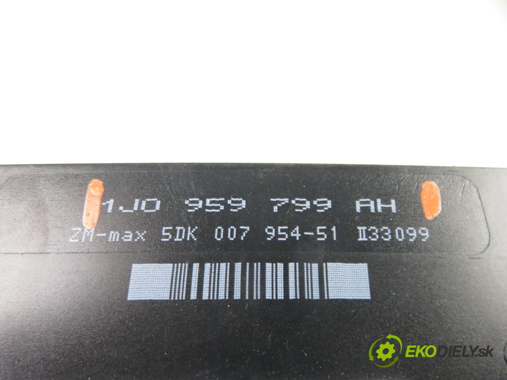 VW PASSAT B5 (3B2) SEDAN 1999 81,00 1.9 TDI - AVG 1896,00 MODUL komfortu 1J0959799AH