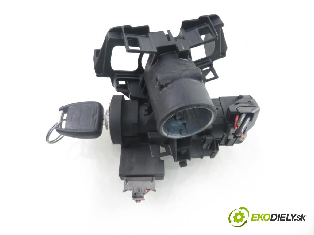 OPEL ASTRA G liftback (T98) HB 1999 74,00 1.6 16V - X 16 XEL 1598,00 spinačka 09131781 ; 5WK4763 (Spínacia skrinka)