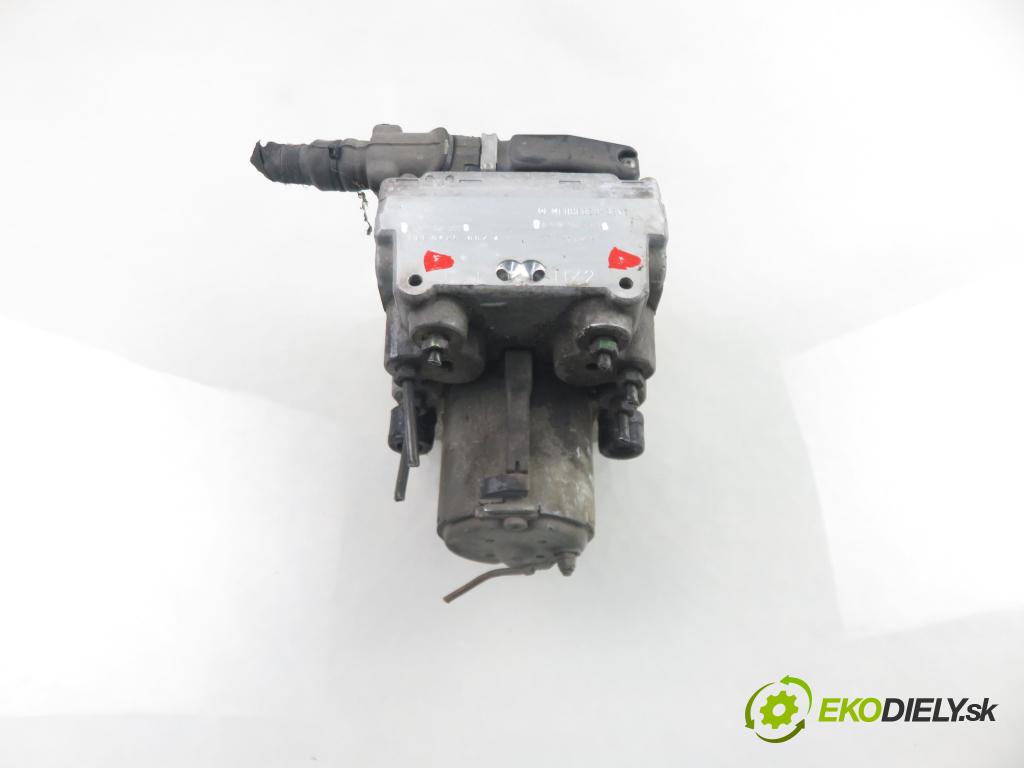 MERCEDES-BENZ VITO Skrzynia (638) FURGON 1996 72,00 110 D 2.3 (638.074, 638.078) - OM 601.970 2299,00 pumpa ABS A6384460114 ; 0265220003 (Pumpa ABS)