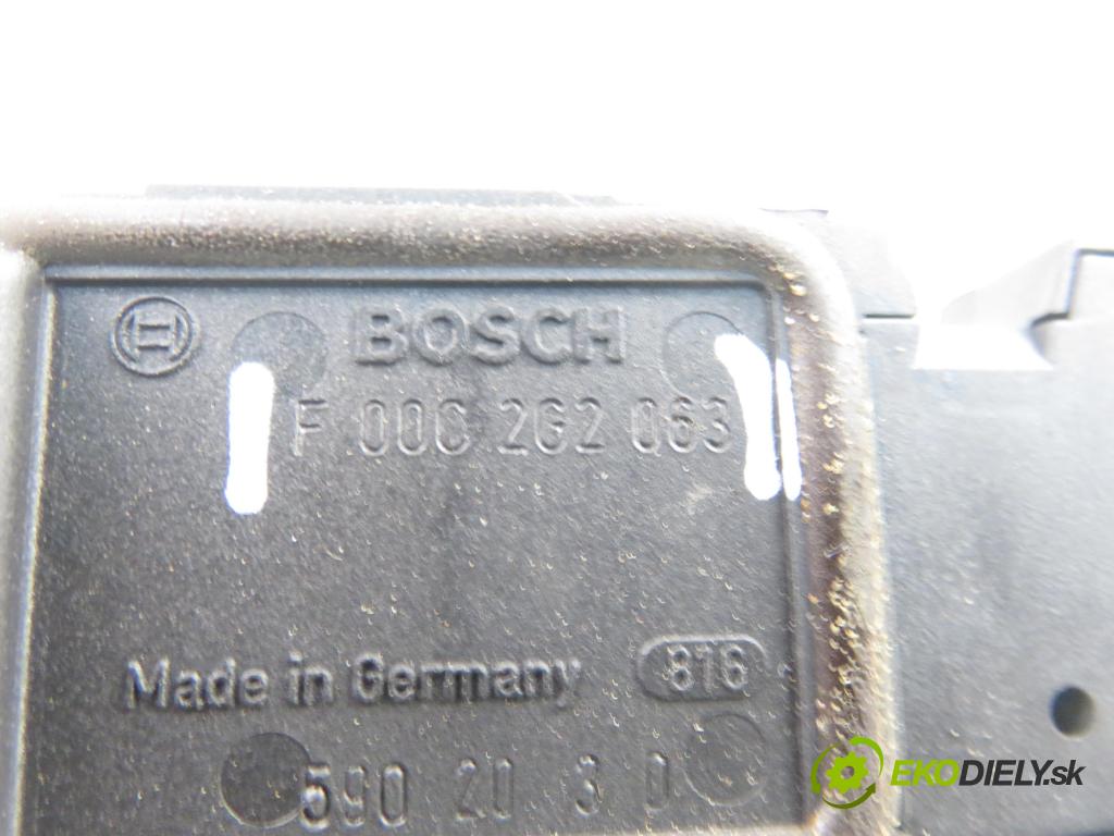 OPEL CORSA C (X01) HB 2006 44,00 1 - Z 10 XEP 998,00 váha vzduchu vzduchu F00C2G2063