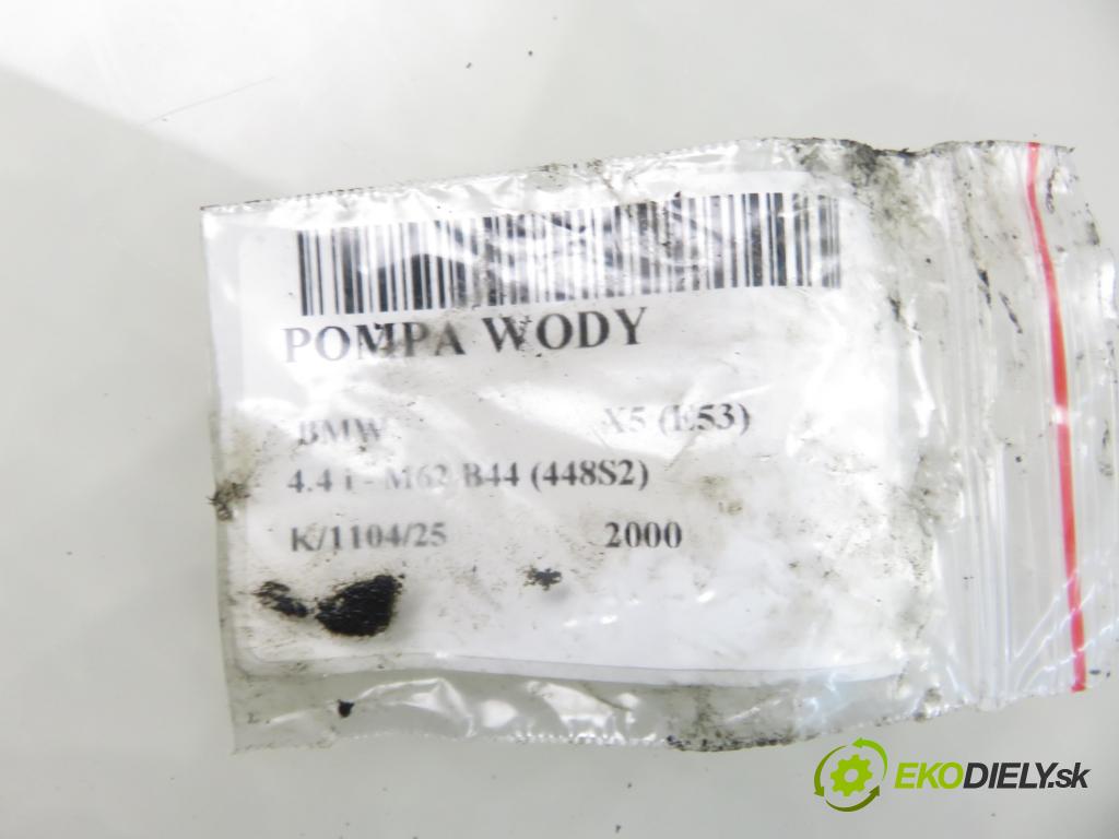 BMW X5 (E53) SUV 2000 210,00 4.4 i - M62 B44 (448S2) 4398,00 pumpa vody  (Vodní pumpa)