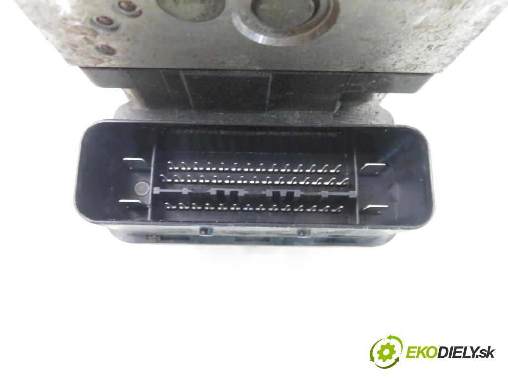 FORD FOCUS III HB 2011 85,00 1.6 TDCi - T1DA 1560,00 pumpa ABS 10096101403 ; BV612C405AF (Pumpa ABS)